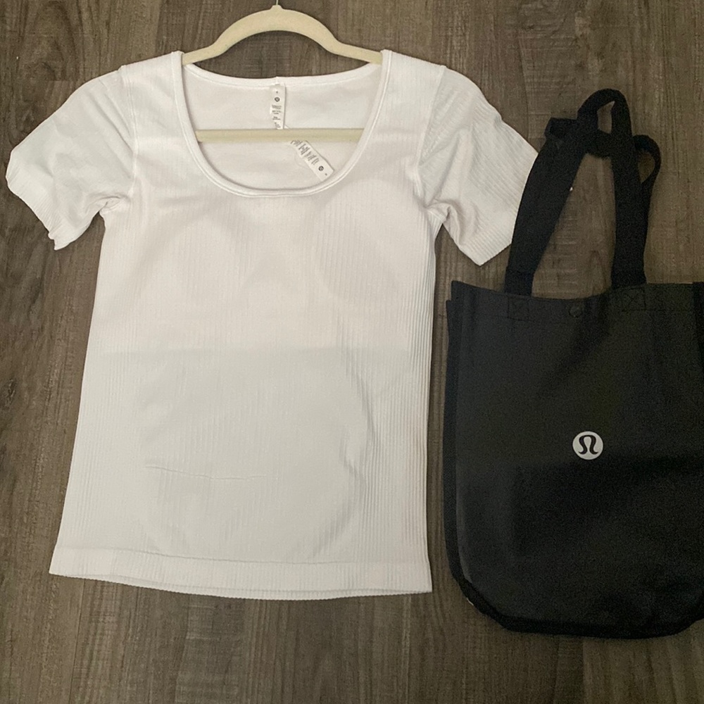 lululemon Ebb to street short-sleeve shirt